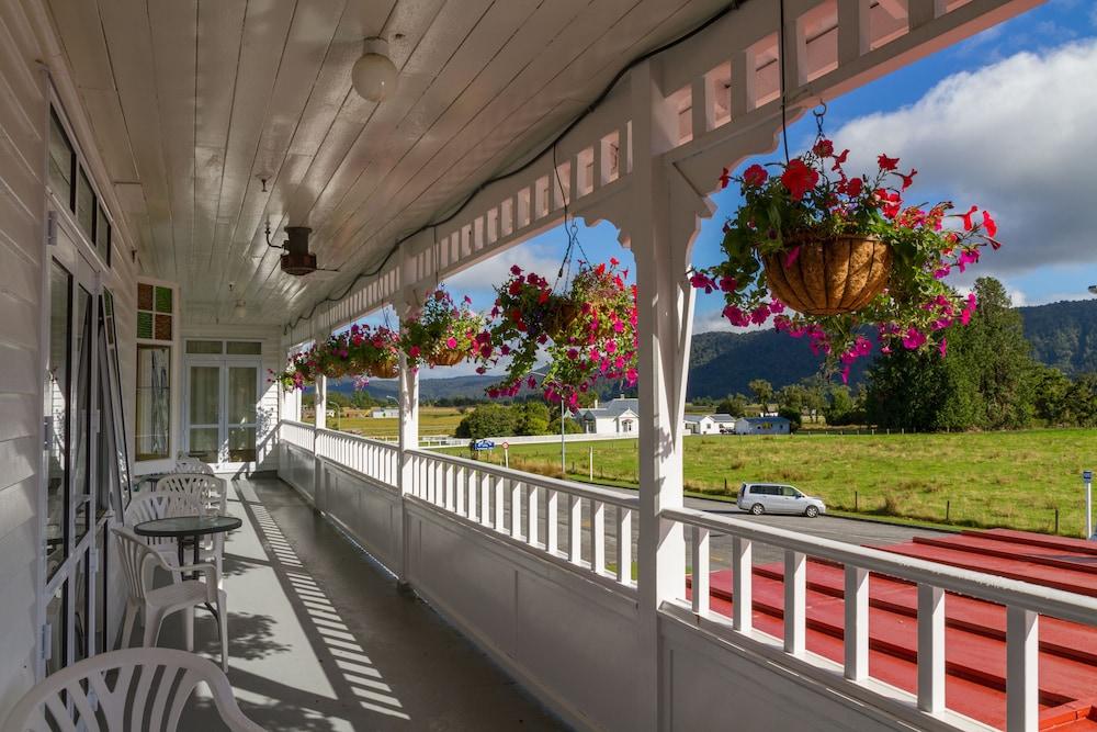 Heartland Hotel Fox Glacier Ngoại thất bức ảnh